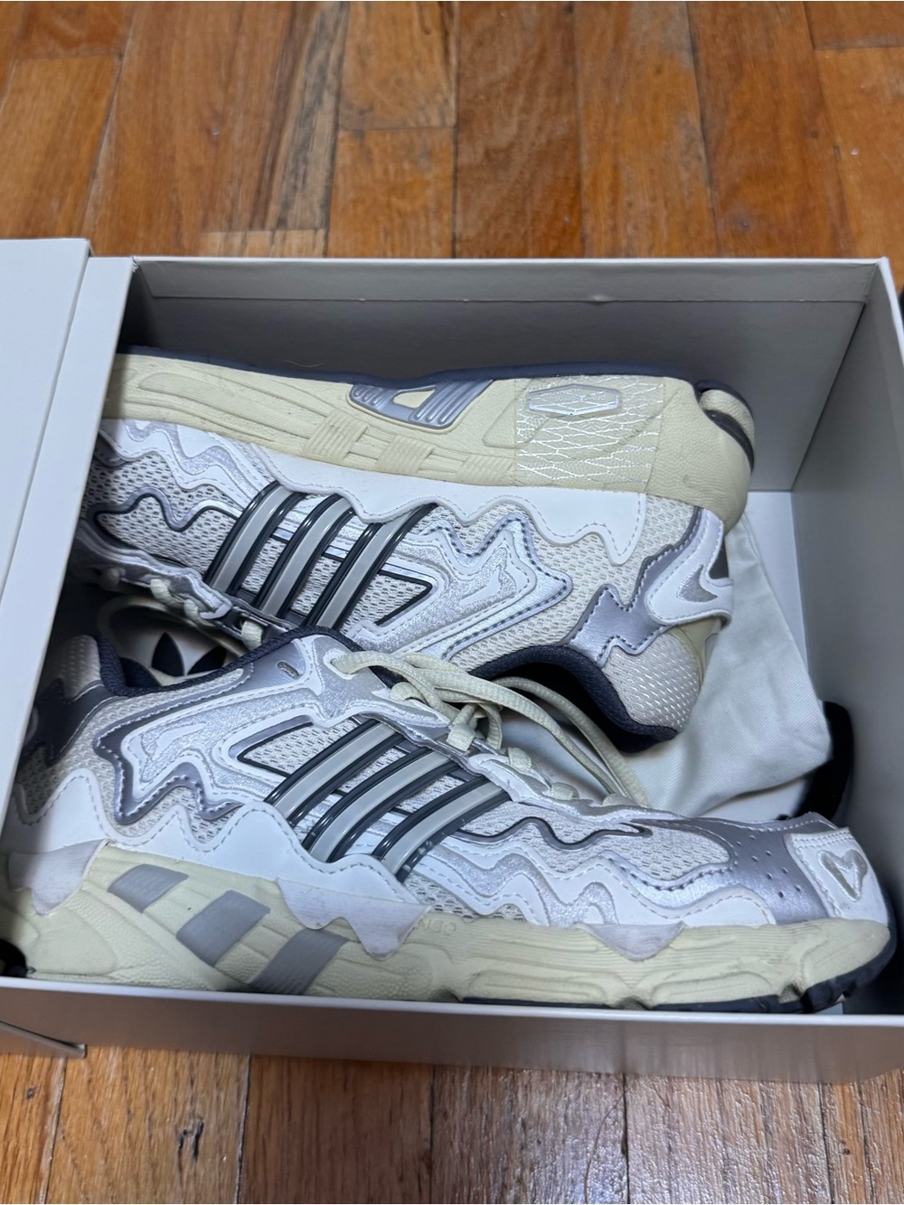 adidas Bad Bunny Response CL White & Sand Shoe Box